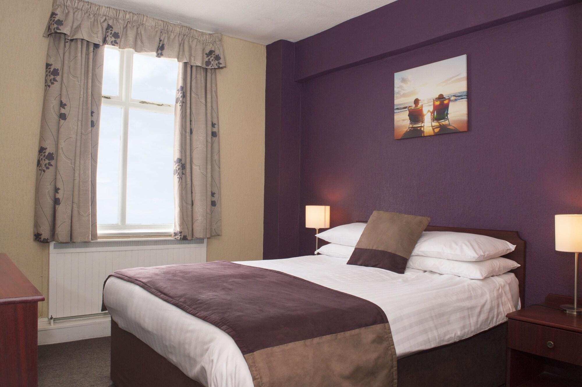 Ship And Castle Hotel Saint Mawes Esterno foto