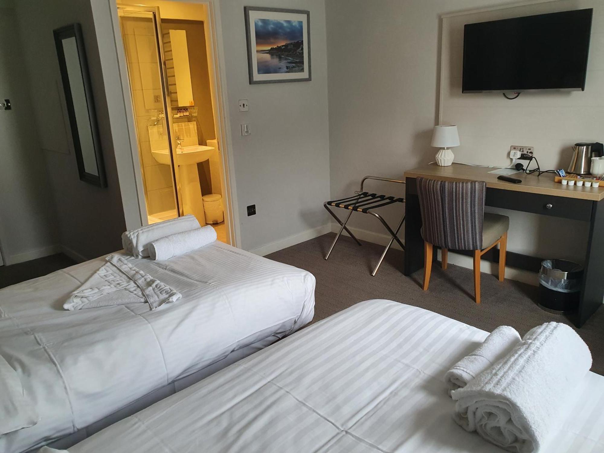 Ship And Castle Hotel Saint Mawes Esterno foto